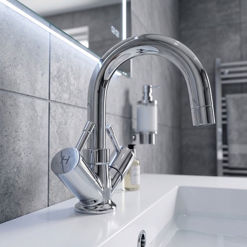 Nuie series swivel - series, spout